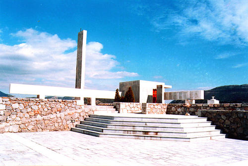 The monument in Distomo. Photo: Anna Maria Droumpouki